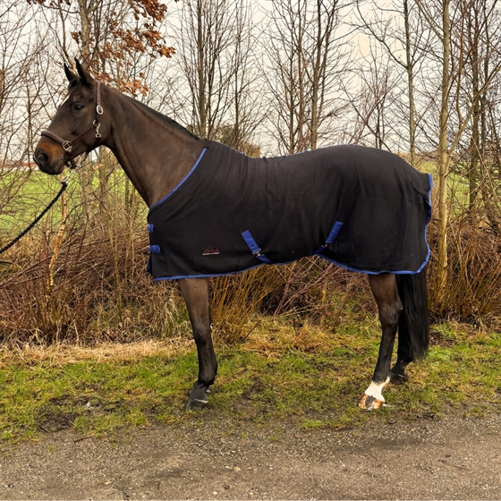 Fleecedeken met kruissingels