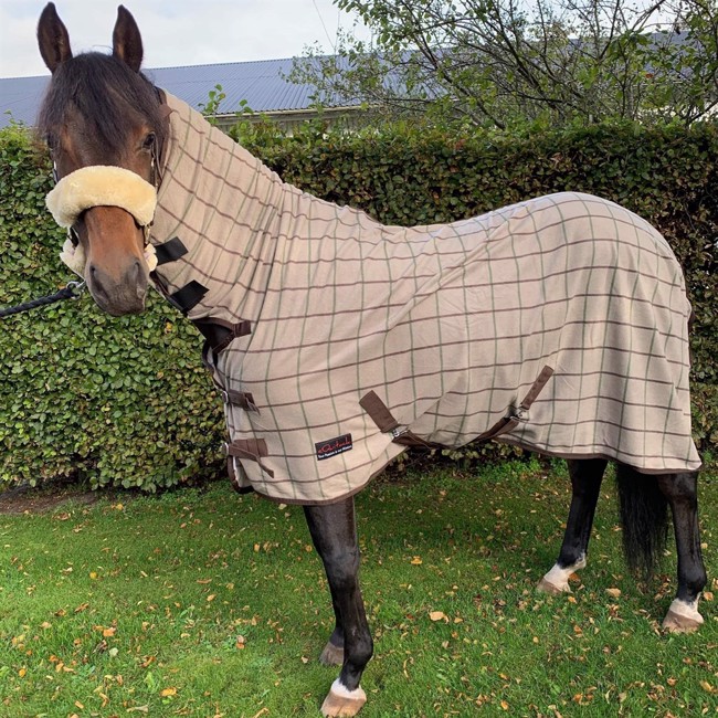 Fleecedeken full neck check